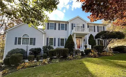 15 Henry Dr, Shelton, CT 06484