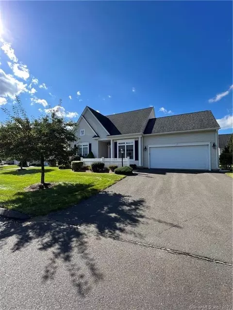 214 Brian Ln #214, Windsor, CT 06095