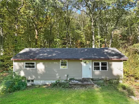 28 A Ethel Acres Acres, Lisbon, CT 06351