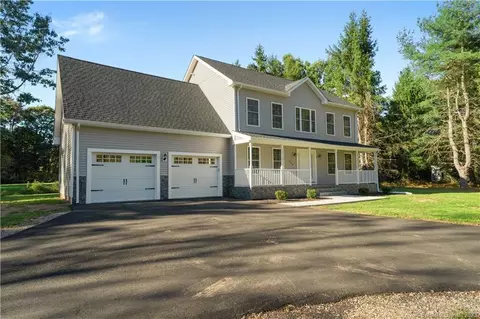 440 Hillfield Rd, Hamden, CT 06518
