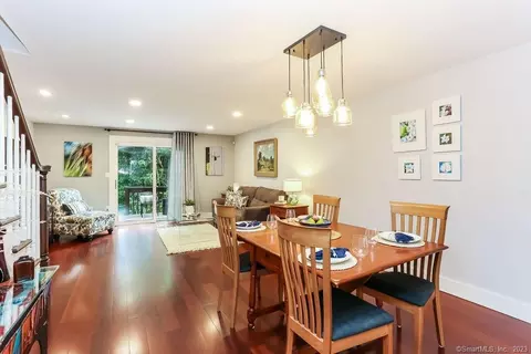 409 Cedar Hollow Dr #409, Rocky Hill, CT 06067