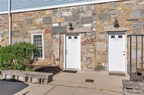 28 Armstrong Rd #A5, Coventry, CT 06238