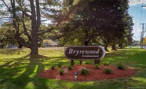601 Twin Circle Dr #601, South Windsor, CT 06074