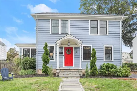 36 Ralph St, Stamford, CT 06902