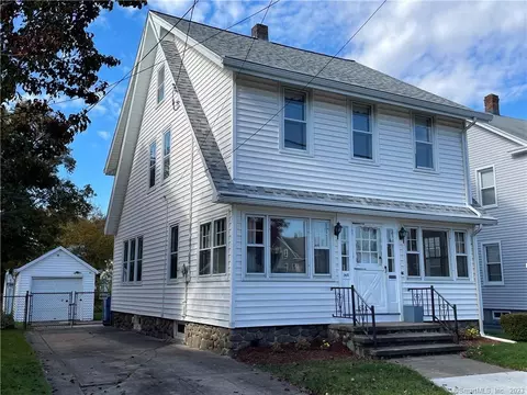 148 Circular Ave, Hamden, CT 06514