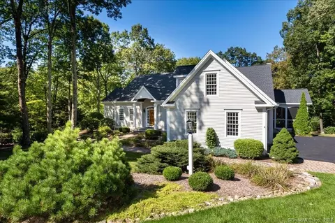 14 Black Oak Dr, Granby, CT 06090