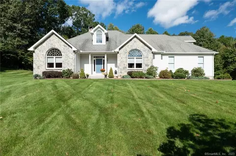 223 Castlewood Dr, Berlin, CT 06037