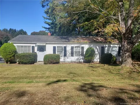 50 Lorraine Rd, Groton, CT 06340