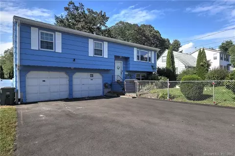 1255 Chopsey Hill Rd, Bridgeport, CT 06606