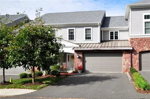 6 Mill Pond Ln #C, Simsbury, CT 06070