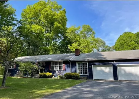 29 Bee Mountain Rd, Oxford, CT 06478
