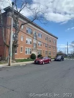 2 Fraser Pl #D, Hartford, CT 06105
