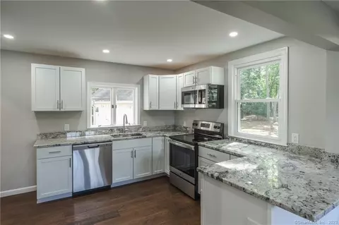 765 Prospect Hill Rd, Windsor, CT 06095