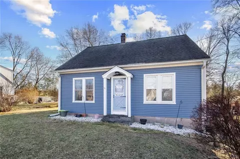 76 Ashworth St, Manchester, CT 06040