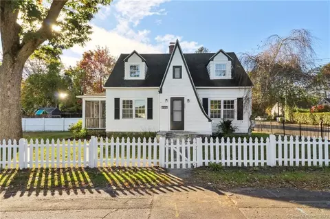 227 Mansfield Ave, Waterbury, CT 06705