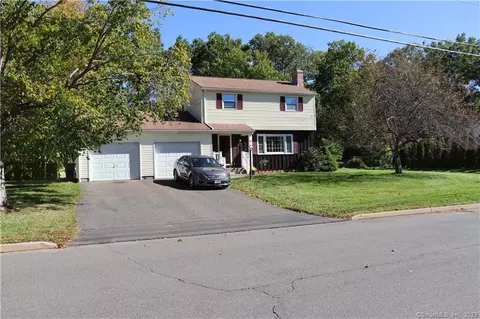 162 Nejako Dr, Middletown, CT 06457