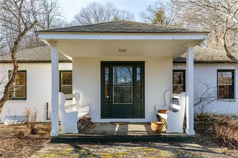 63 Main St, Salisbury, CT 06068