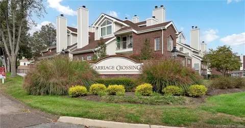 162 Carriage Crossing Ln #162, Middletown, CT 06457
