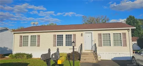 3 Rose Ct, East Windsor, CT 06088