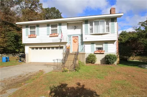 11 Doyle Rd, Montville, CT 06370