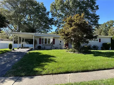 425 Albert Ave, Stratford, CT 06614