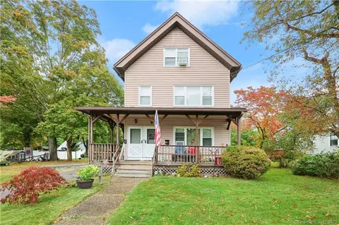 1438 North Ave, Stratford, CT 06614