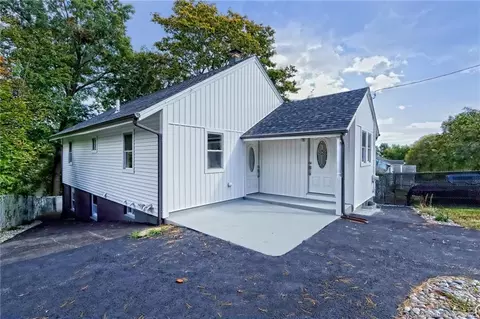 154 Norfolk St, West Haven, CT 06516