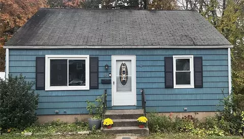 88 Middle Tpke W, Manchester, CT 06040