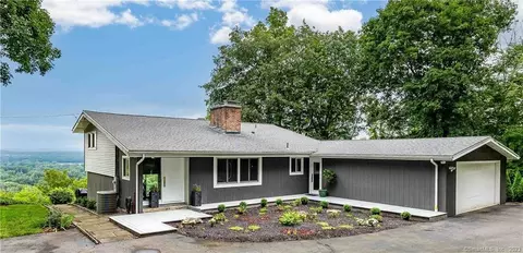 10 Pinnacle Rd, Farmington, CT 06032