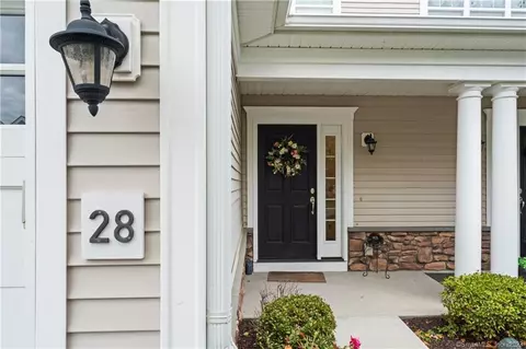 28 Great Hill Dr #28, Bethel, CT 06801