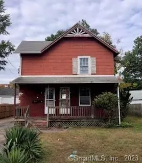 76 Saunders St, East Hartford, CT 06108