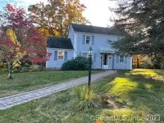 16 Mohawk Dr, Canton, CT 06019