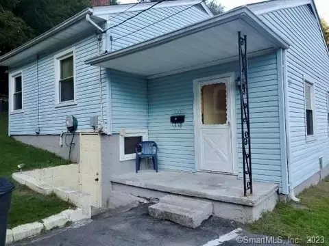 131 Rock Creek Rd, New Haven, CT 06515