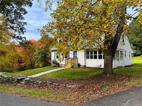 378 Cox Rd, Portland, CT 06480