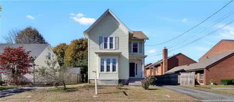15 Grove St, West Hartford, CT 06110