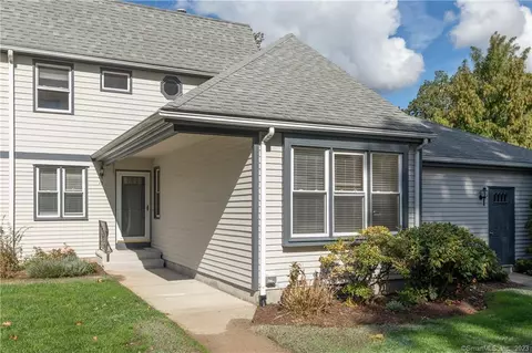124 S Montowese St #10, Branford, CT 06405