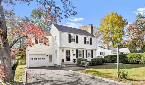 703 Church Hill Rd, Fairfield, CT 06825