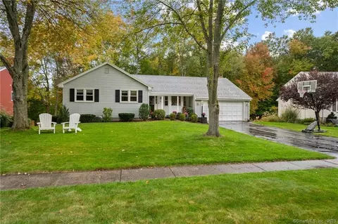 111 Forest Dr, Newington, CT 06111