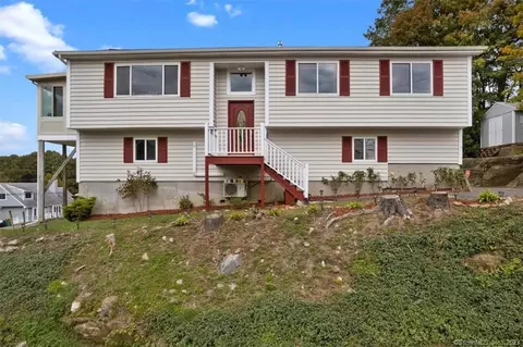 5 Stonehollow Rd, Waterbury, CT 06704