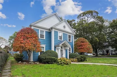 86 Elmwood Rd, New Haven, CT 06515