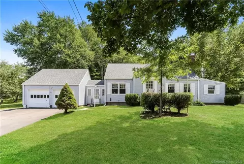 948 Hebron Ave, Glastonbury, CT 06033