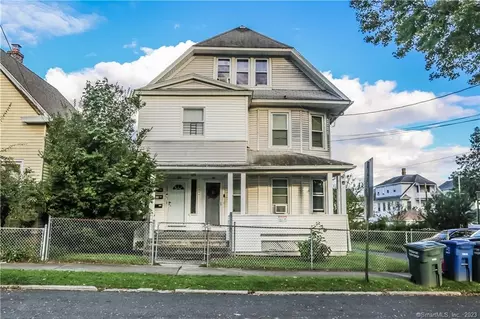 318 Pixlee Pl, Bridgeport, CT 06610