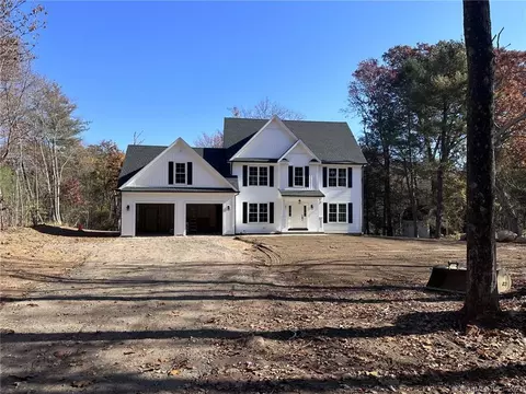 529 Plainville Ave, Farmington, CT 06032