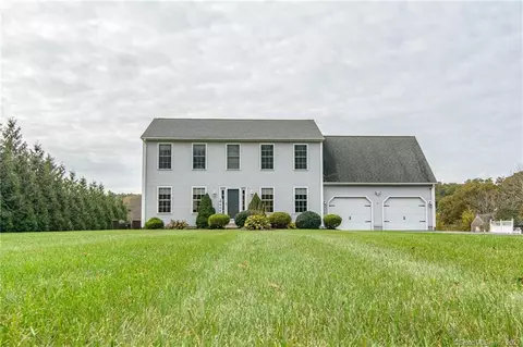 37 Tuckie Rd, Windham, CT 06280
