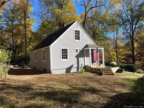72 Kent Rd, Wilton, CT 06897