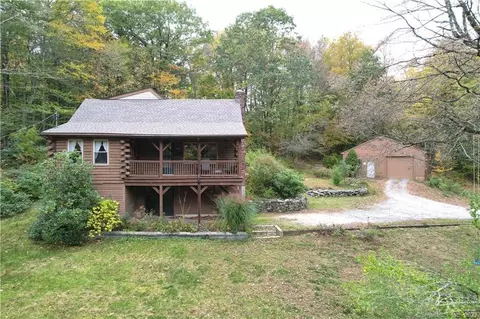 171 West Rd, Winchester, CT 06098