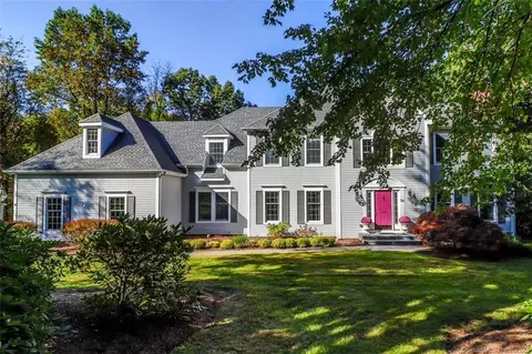 26 Mudry Farm Rd, Brookfield, CT 06804