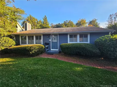 1211 Farmington Ave, West Hartford, CT 06107
