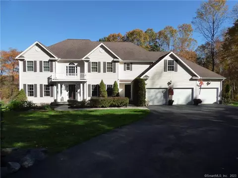 77 Britiani Rd, Southbury, CT 06488