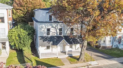 34 Sisson Ave, Hartford, CT 06106
